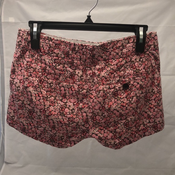J.Crew Floral print 100% cotton chino shorts sz 00 - Picture 5 of 8
